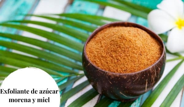 Exfoliante de azúcar morena y miel